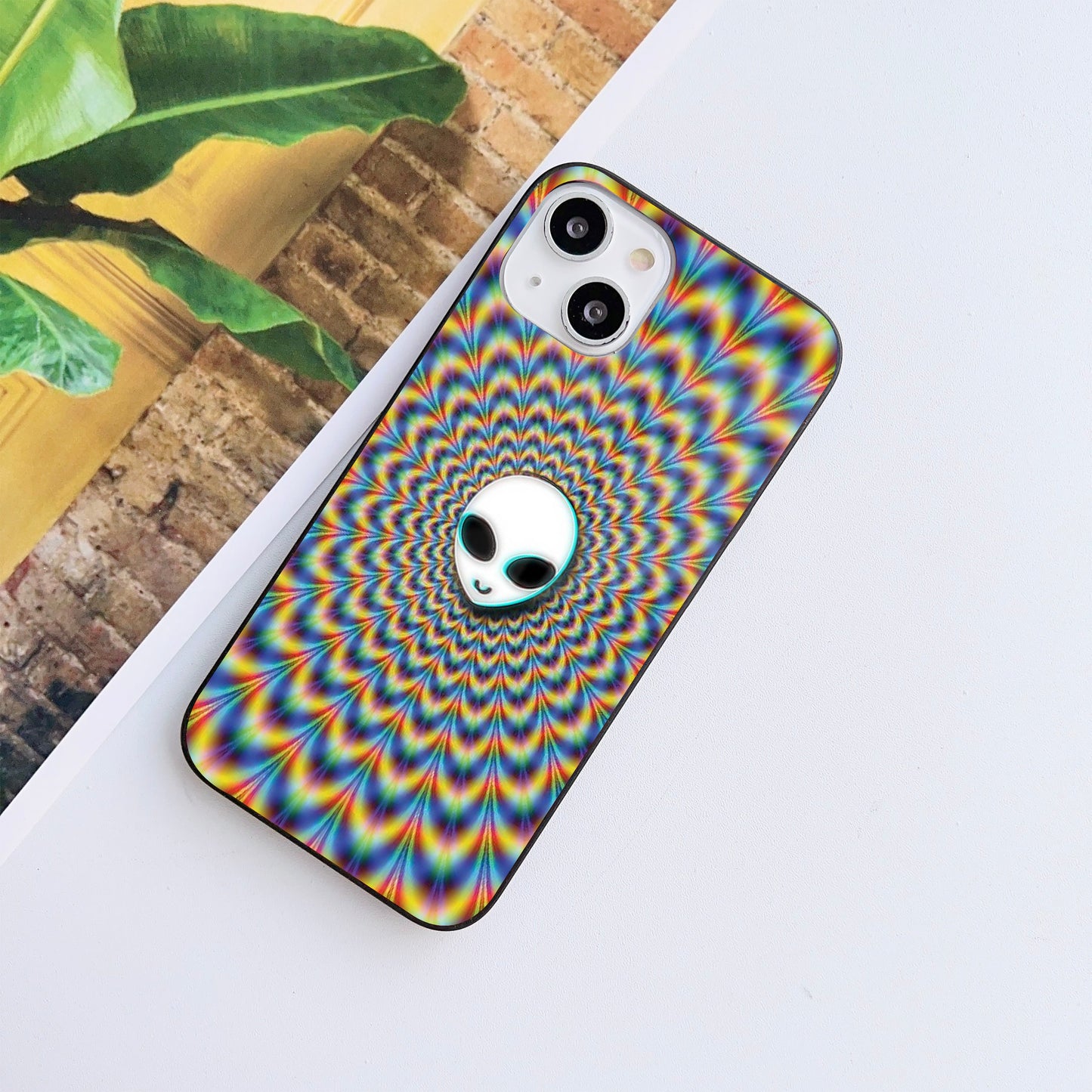 Hypno Alien Glass Case Mobile Cover