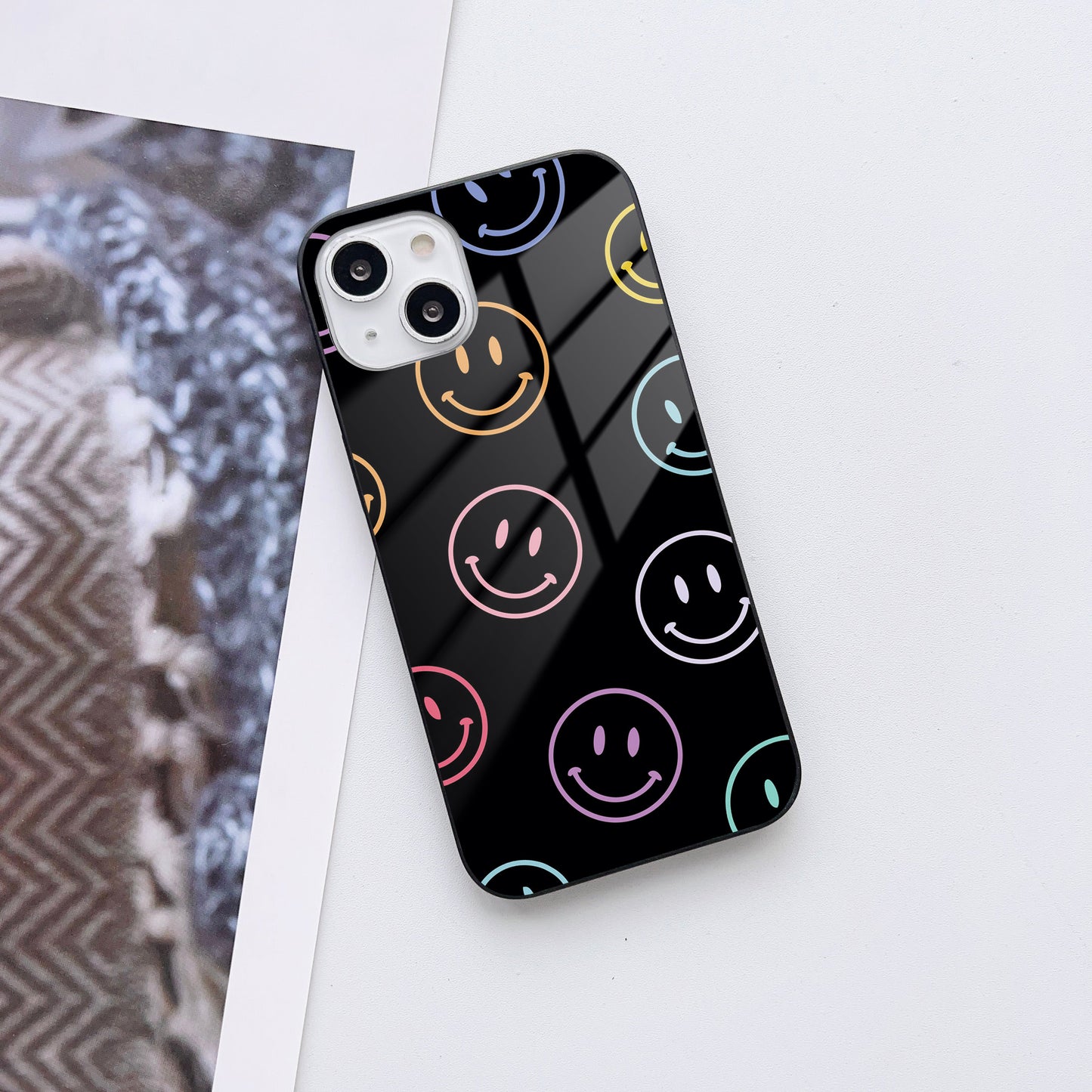 ColorWave Smiley Customized Glass Mobile Cover